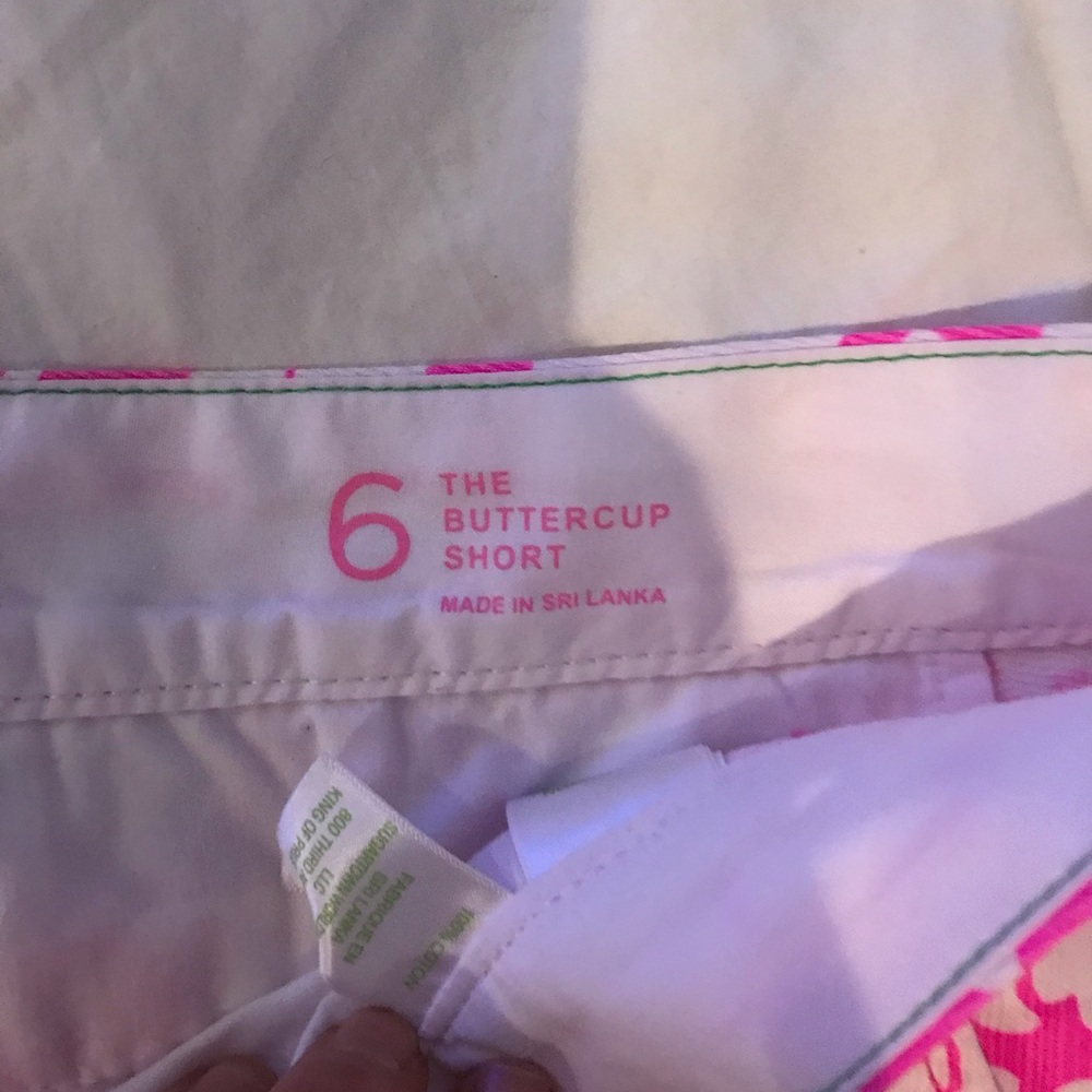 Lilly Pulitzer buttercup shorts - Picture 2 of 2